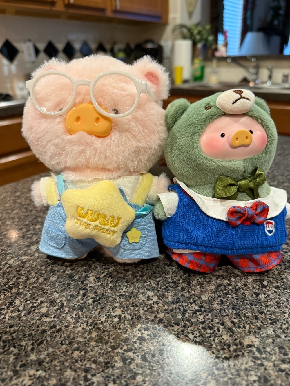 Lulu The  Piggy HK Exclusive and Lulu Piggy Vintage Teddy Shop